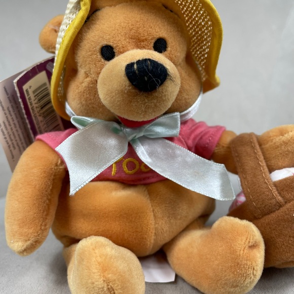 NWT Vintage Disney Easter Bonnet Pooh Beanie Plush - Picture 4 of 13
